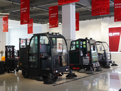 电动扫地机 电动扫地机