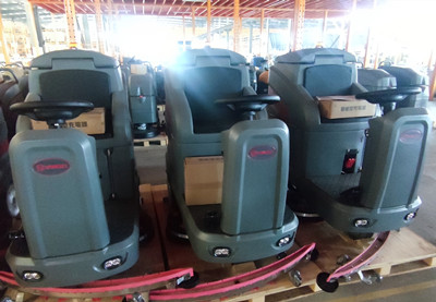 驾驶式洗地机 驾驶式洗地机