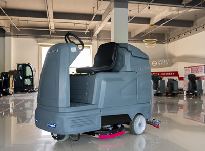 驾驶式洗地机 驾驶式洗地机