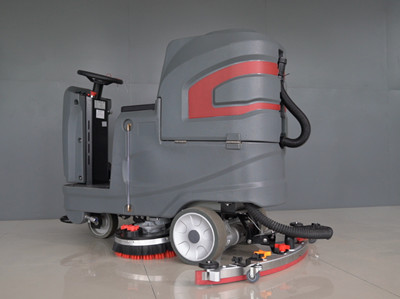 驾驶式洗地机 驾驶式洗地机