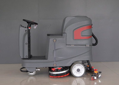 驾驶式洗地机 驾驶式洗地机